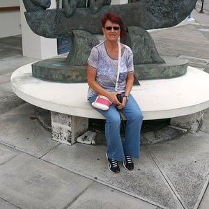 Meet your Posher, Cindy